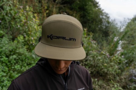 kp-k0350122_performancehat-02_productlifestyleimage1.jpg