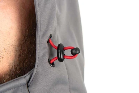 npr530_536_rage_lightweight_windblocker_hood_toggle_detail.jpg