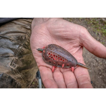 koszyk-zanetowy-na-robaki-korum-grub-feeder-30g-wersja-2019 (2).jpg